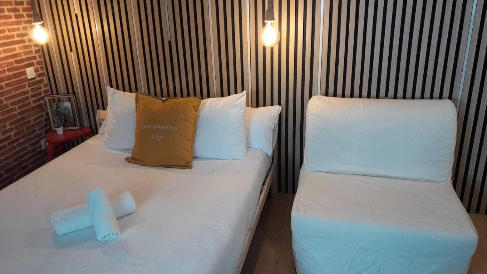 Apartamentos Preciados Madrid Ruang foto