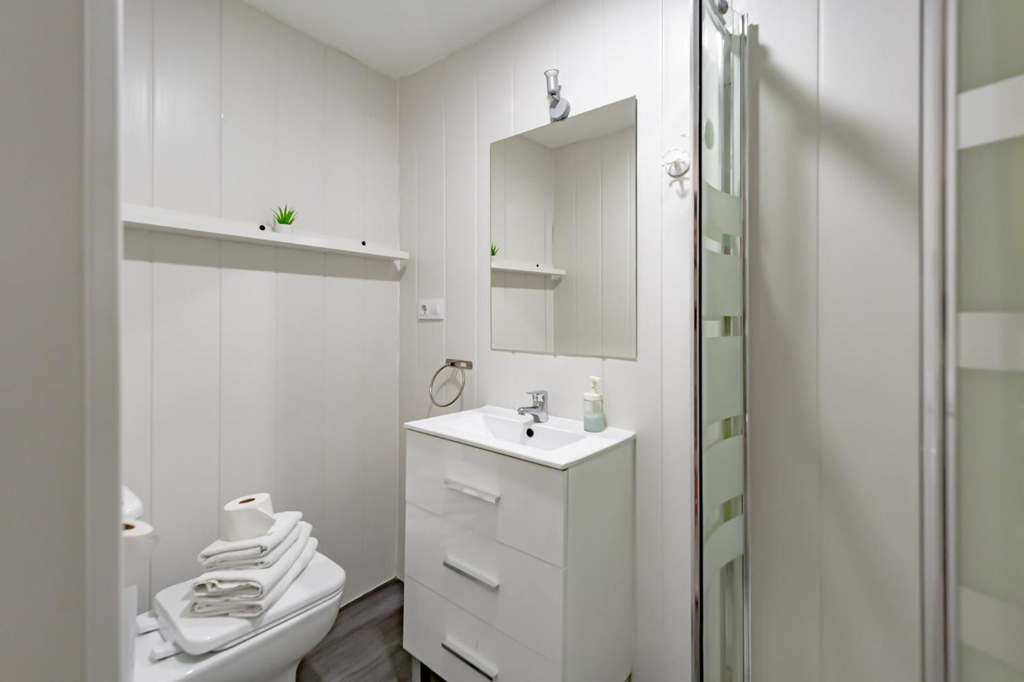 Apartamentos Preciados Madrid Bagian luar foto