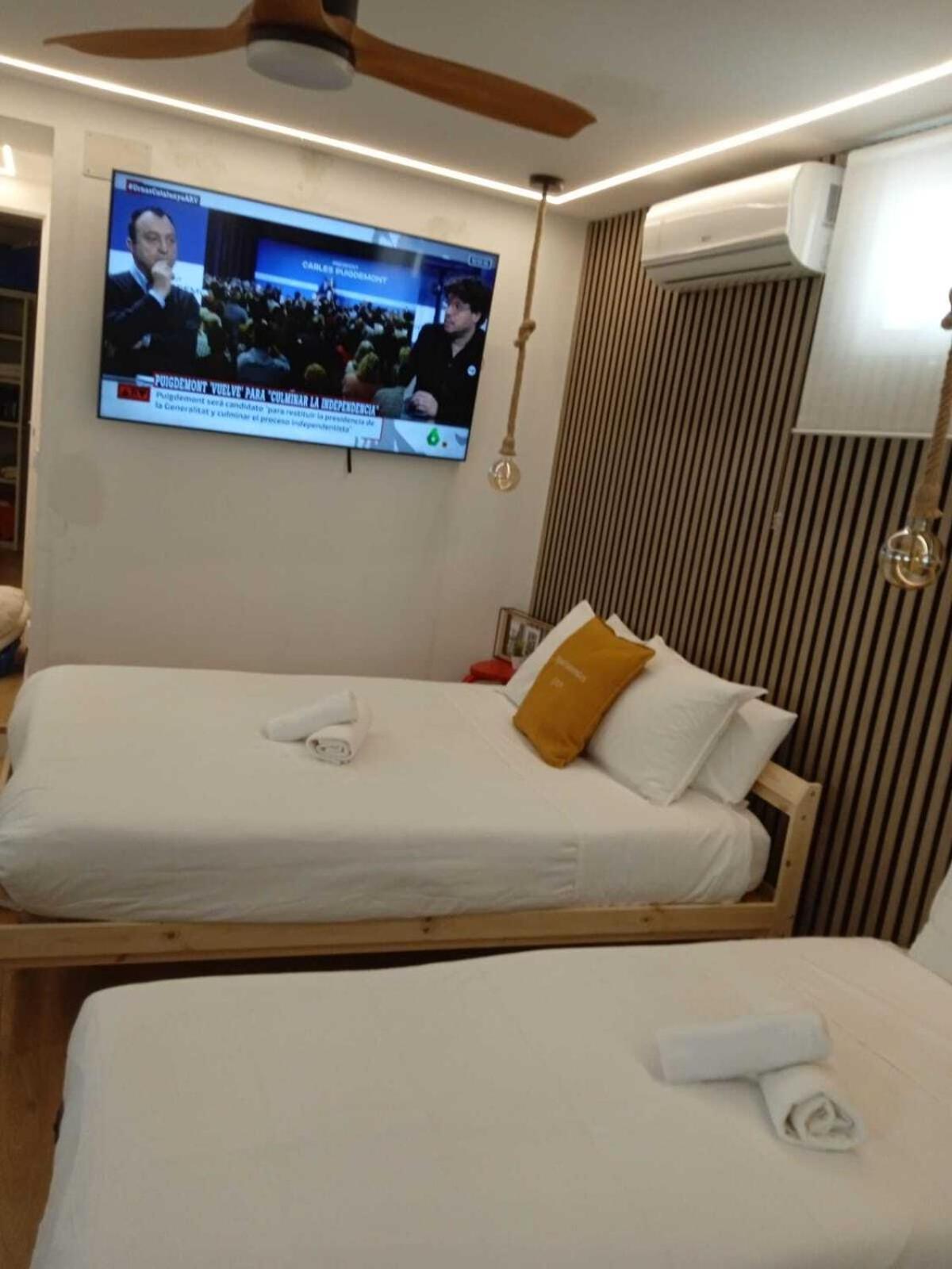 Apartamentos Preciados Madrid Ruang foto