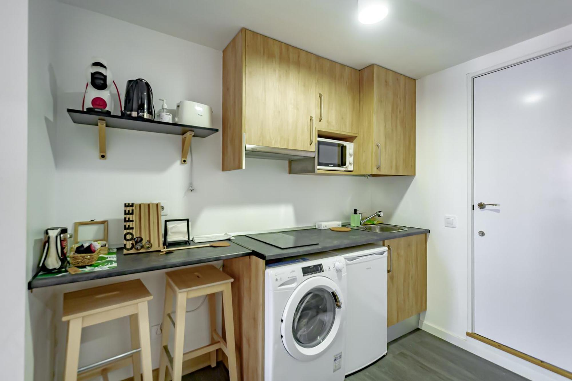 Apartamentos Preciados Madrid Ruang foto