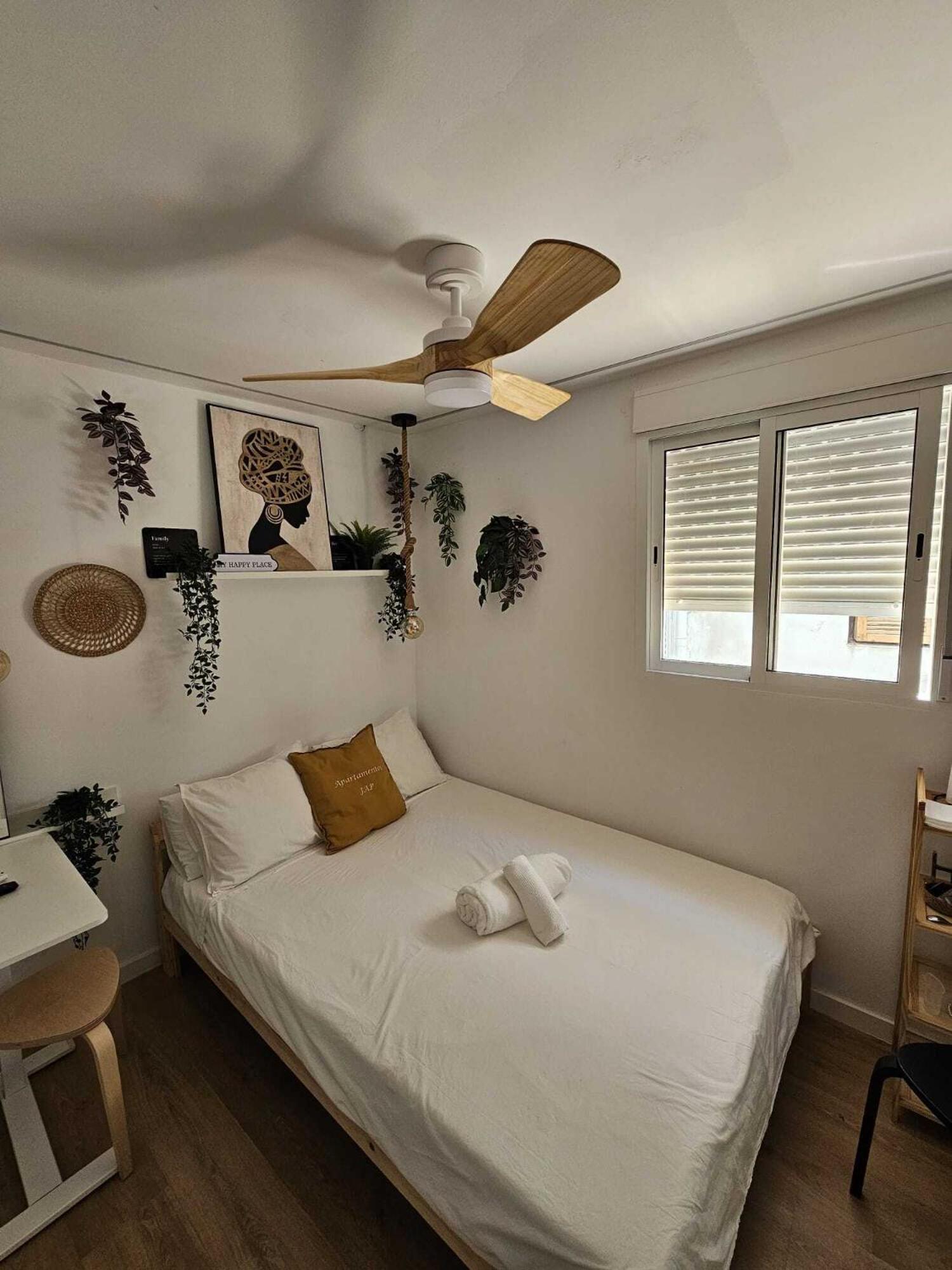 Apartamentos Preciados Madrid Ruang foto
